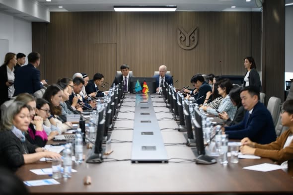 В Yessenov University состоялась международная конференция Climate Talks по проблемам Каспийского моря