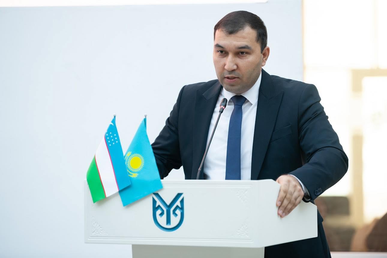 Yessenov University-де Өзбекстан Республикасының Бас консулымен ашық диалог өтті